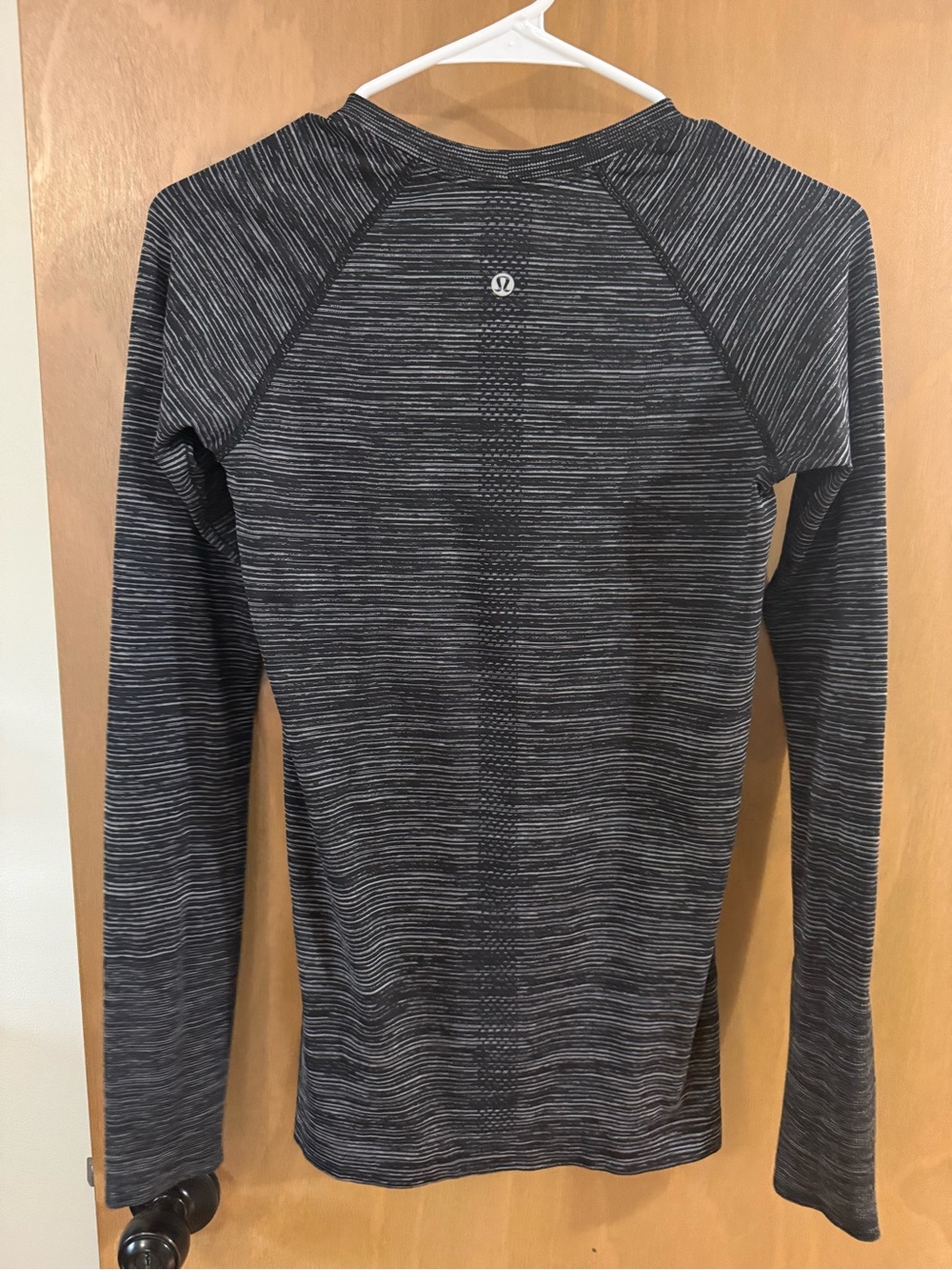 lululemon athletica Crewneck Long Sleeve in Charcoal Heather